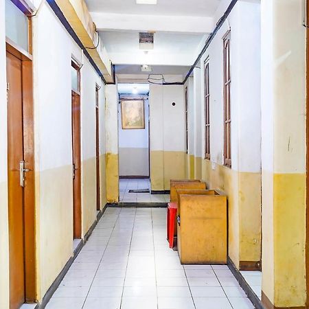Spot On 91444 Hotel Arimbi Bandung Exterior foto