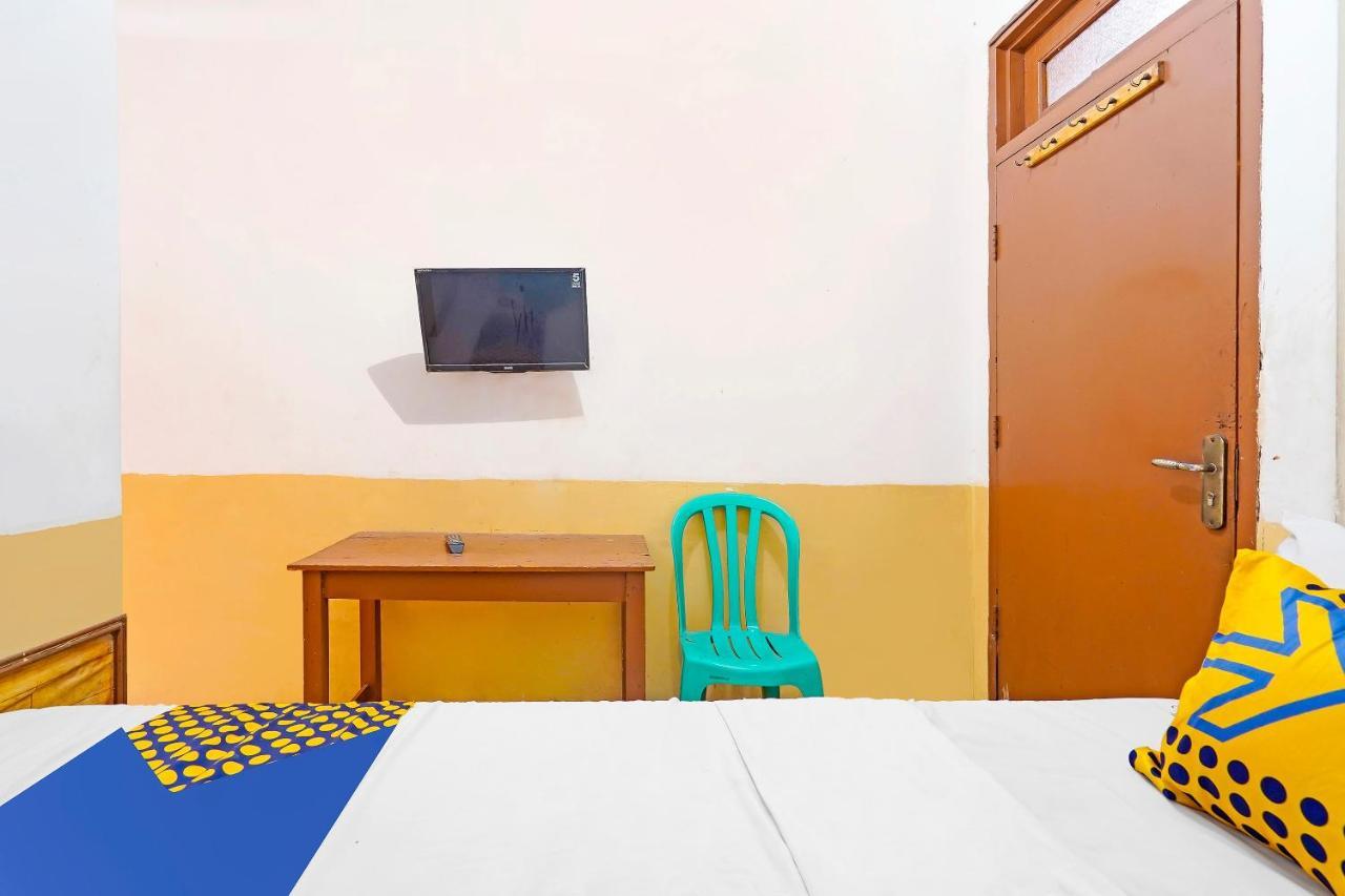 Spot On 91444 Hotel Arimbi Bandung Exterior foto