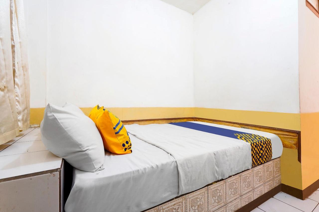 Spot On 91444 Hotel Arimbi Bandung Exterior foto