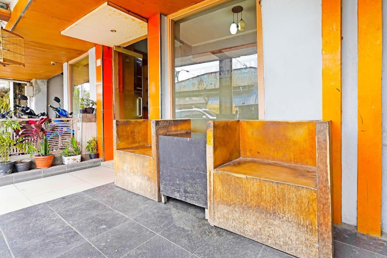 Spot On 91444 Hotel Arimbi Bandung Exterior foto